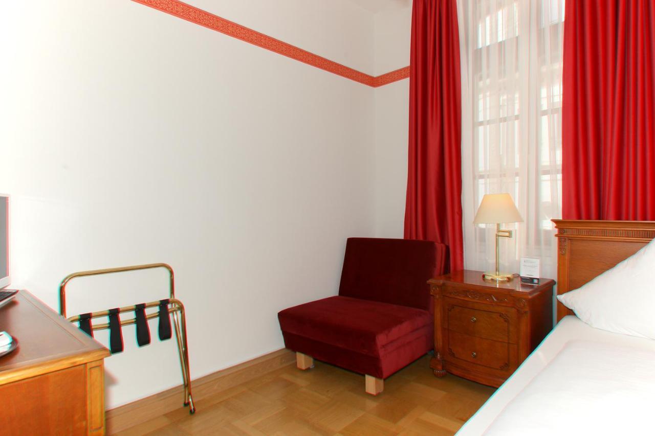 Hotel Rathausgloeckel Baden-Baden Exteriér fotografie